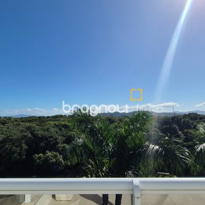 Cobertura com 235m², 4 quartos (sendo 4 suítes), 3 garagens, no bairro Jurerê em Florianópolis