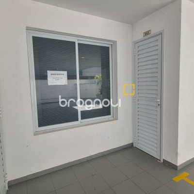 Cobertura com 235m², 4 quartos (sendo 4 suítes), 3 garagens, no bairro Jurerê em Florianópolis
