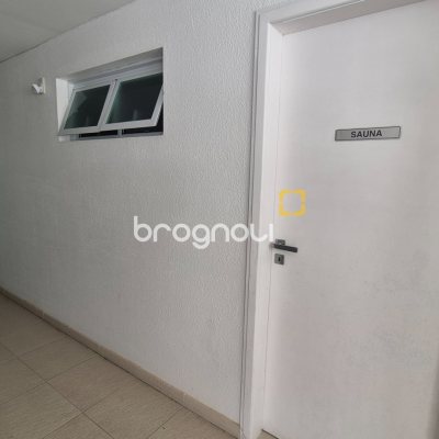 Cobertura com 235m², 4 quartos (sendo 4 suítes), 3 garagens, no bairro Jurerê em Florianópolis
