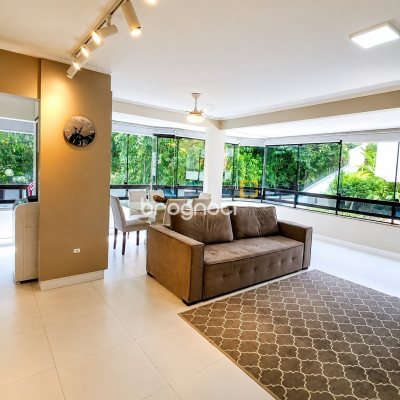 Apartamento com 80m², 2 quartos (sendo 1 suíte), 1 garagem, no bairro Jurerê em Florianópolis