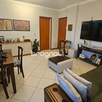 Apartamento com 63m², 2 quartos, 1 garagem, no bairro Campinas em São José