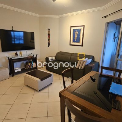 Apartamento com 63m², 2 quartos, 1 garagem, no bairro Campinas em São José