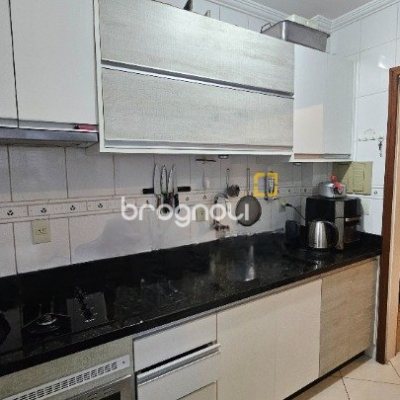 Apartamento com 63m², 2 quartos, 1 garagem, no bairro Campinas em São José