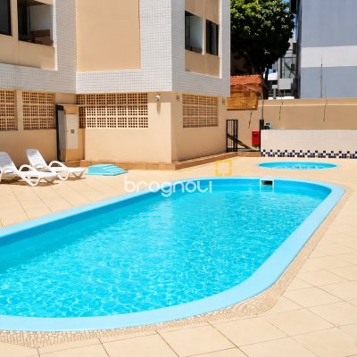 Apartamento com 63m², 2 quartos (sendo 1 suíte), 1 garagem, no bairro Ingleses em Florianópolis
