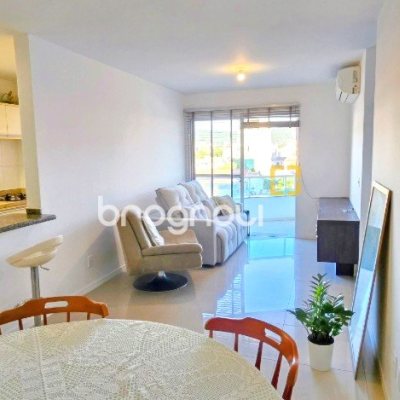 Apartamento com 84m², 3 quartos (sendo 1 suíte), 1 garagem, no bairro Trindade em Florianópolis