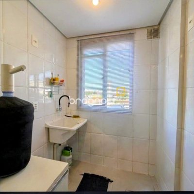 Apartamento com 84m², 3 quartos (sendo 1 suíte), 1 garagem, no bairro Trindade em Florianópolis