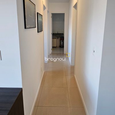 Apartamento com 84m², 3 quartos (sendo 1 suíte), 1 garagem, no bairro Trindade em Florianópolis