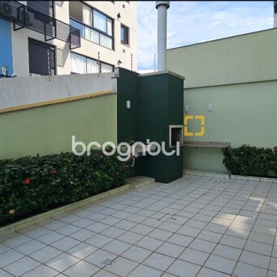 Apartamento com 84m², 3 quartos (sendo 1 suíte), 1 garagem, no bairro Trindade em Florianópolis