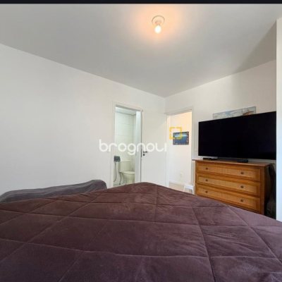 Apartamento com 84m², 3 quartos (sendo 1 suíte), 1 garagem, no bairro Trindade em Florianópolis