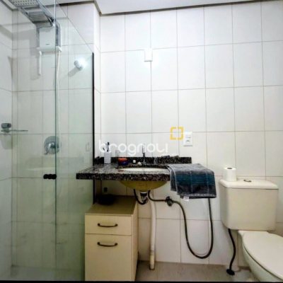 Apartamento com 84m², 3 quartos (sendo 1 suíte), 1 garagem, no bairro Trindade em Florianópolis