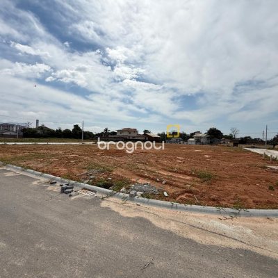 Terreno com 200m², no bairro Aririú em Palhoça