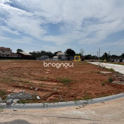 Terreno com 200m², no bairro Aririú em Palhoça