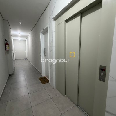 Apartamento com 39m², 1 quarto, 1 garagem, no bairro Ingleses em Florianópolis
