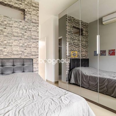 Casa com 300m², 5 quartos (sendo 4 suítes), 2 garagens, no bairro Canasvieiras em Florianópolis