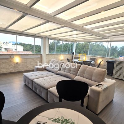 Cobertura com 137m², 3 quartos (sendo 1 suíte), 2 garagens, no bairro Ingleses em Florianópolis