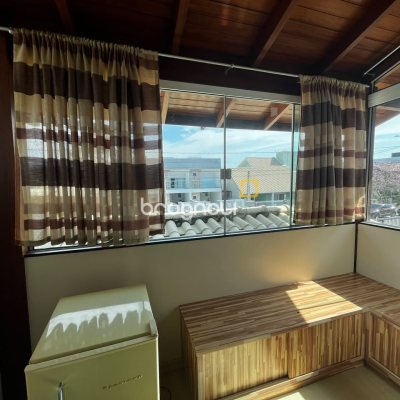 Casa com 262m², 4 quartos, 2 garagens, no bairro Campeche em Florianópolis