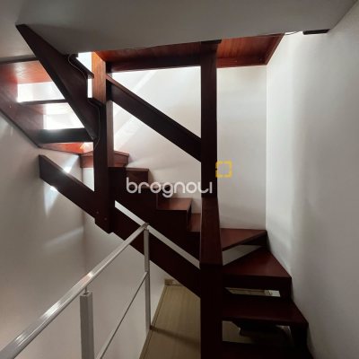 Casa com 262m², 4 quartos, 2 garagens, no bairro Campeche em Florianópolis