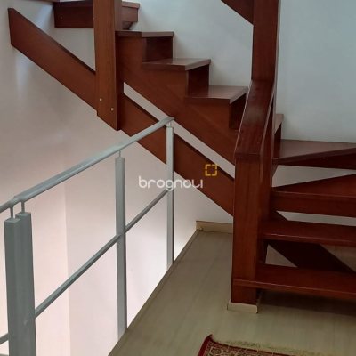 Casa com 262m², 4 quartos, 2 garagens, no bairro Campeche em Florianópolis