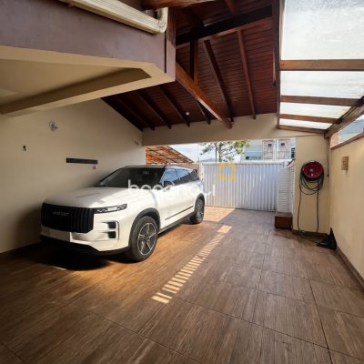 Casa com 262m², 4 quartos, 2 garagens, no bairro Campeche em Florianópolis