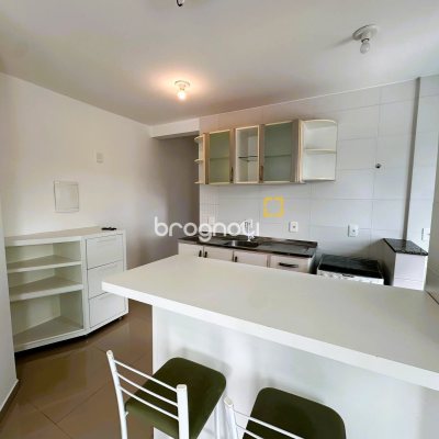 Apartamento com 59m², 2 quartos (sendo 1 suíte), 1 garagem, no bairro Nova Palhoça em Palhoça