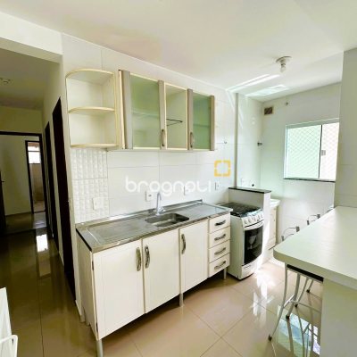 Apartamento com 59m², 2 quartos (sendo 1 suíte), 1 garagem, no bairro Nova Palhoça em Palhoça