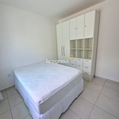 Apartamento com 59m², 2 quartos (sendo 1 suíte), 1 garagem, no bairro Nova Palhoça em Palhoça