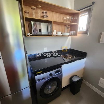 Studio com 55m², 1 quarto, 1 garagem, no bairro Canajurê em Florianópolis