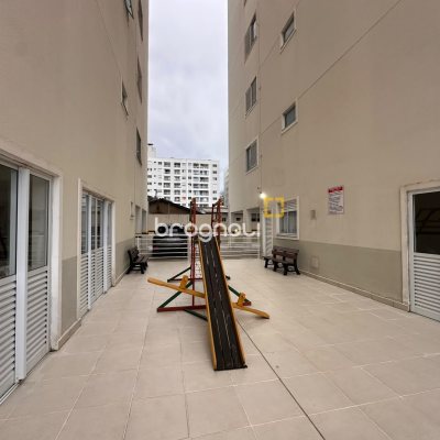 Apartamento com 91m², 2 quartos (sendo 1 suíte), 1 garagem, no bairro Nossa Senhora do Rosário em São José