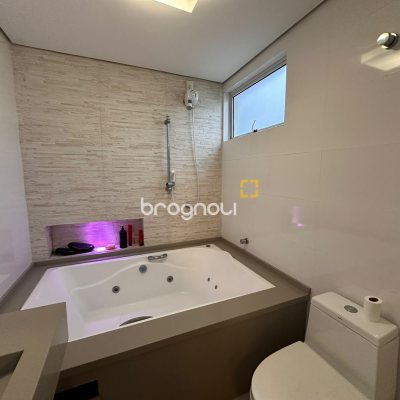 Apartamento com 91m², 2 quartos (sendo 1 suíte), 1 garagem, no bairro Nossa Senhora do Rosário em São José