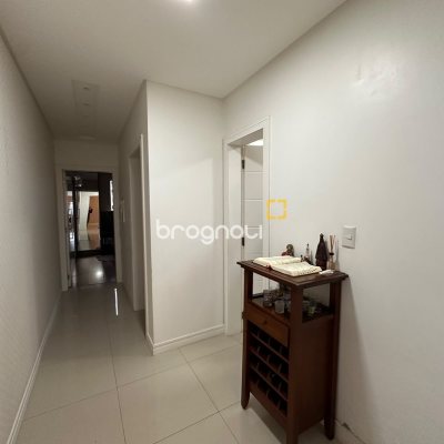 Apartamento com 91m², 2 quartos (sendo 1 suíte), 1 garagem, no bairro Nossa Senhora do Rosário em São José