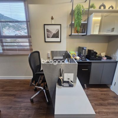 Sala com 34m², no bairro Centro em Florianópolis