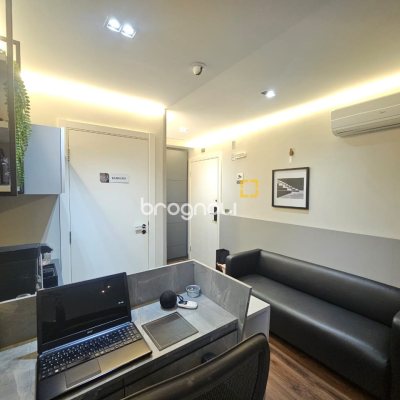 Sala com 34m², no bairro Centro em Florianópolis