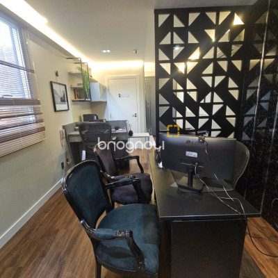 Sala com 34m², no bairro Centro em Florianópolis