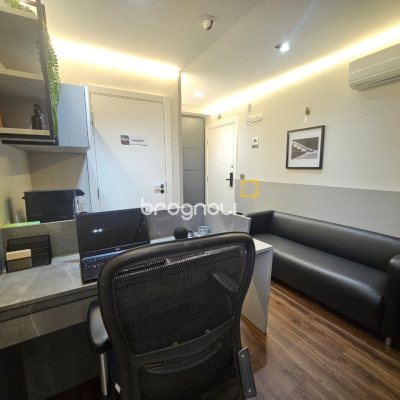 Sala com 34m², no bairro Centro em Florianópolis
