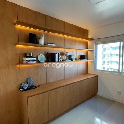Apartamento com 70m², 2 quartos (sendo 1 suíte), 1 garagem, no bairro Capoeiras em Florianópolis