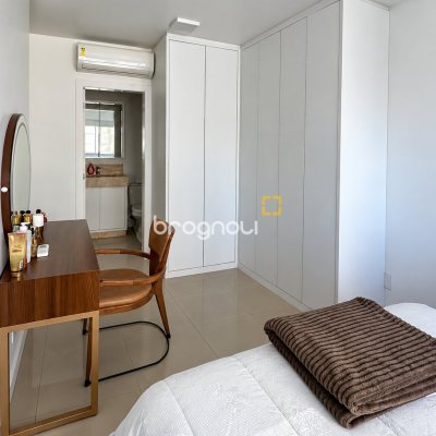Apartamento com 70m², 2 quartos (sendo 1 suíte), 1 garagem, no bairro Capoeiras em Florianópolis