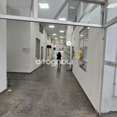 Sala com 30m², no bairro Balneário em Florianópolis