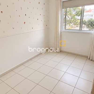 Apartamento com 73m², 2 quartos (sendo 1 suíte), 1 garagem, no bairro Capoeiras em Florianópolis