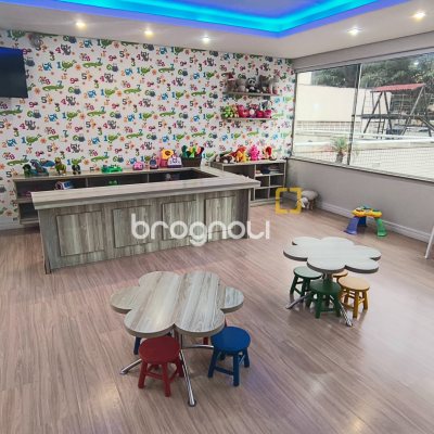 Apartamento com 73m², 2 quartos (sendo 1 suíte), 1 garagem, no bairro Capoeiras em Florianópolis