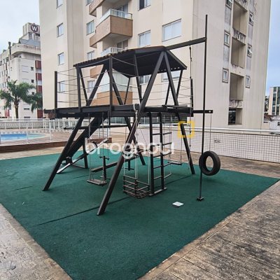 Apartamento com 73m², 2 quartos (sendo 1 suíte), 1 garagem, no bairro Capoeiras em Florianópolis