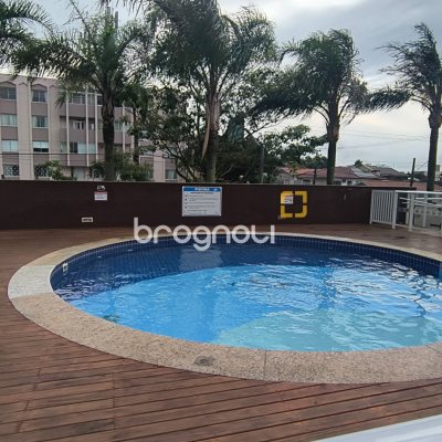 Apartamento com 73m², 2 quartos (sendo 1 suíte), 1 garagem, no bairro Capoeiras em Florianópolis