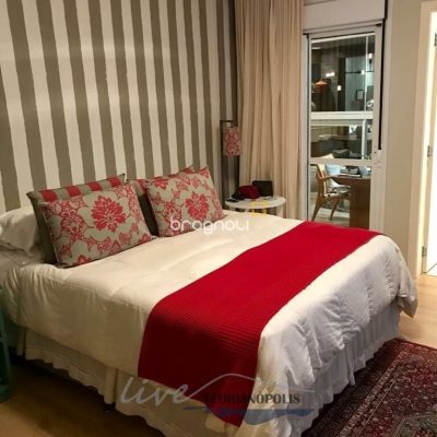 Apartamento com 128m², 3 quartos (sendo 3 suítes), 2 garagens, no bairro Jurerê em Florianópolis