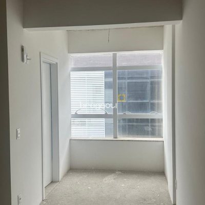 Sala com 30m², no bairro Ingleses em Florianópolis