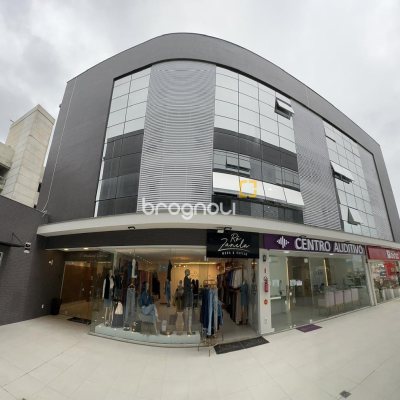 Sala com 30m², no bairro Ingleses em Florianópolis
