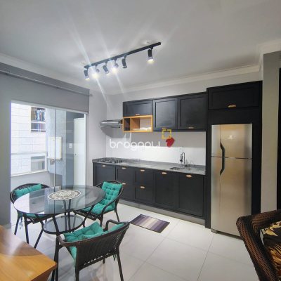 Apartamento com 65m², 2 quartos (sendo 1 suíte), 1 garagem, no bairro Ingleses em Florianópolis