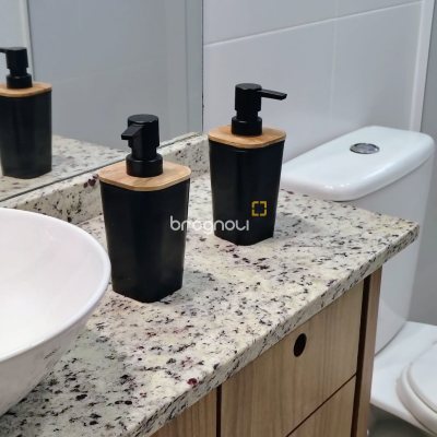 Apartamento com 65m², 2 quartos (sendo 1 suíte), 1 garagem, no bairro Ingleses em Florianópolis