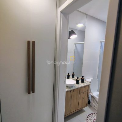 Apartamento com 65m², 2 quartos (sendo 1 suíte), 1 garagem, no bairro Ingleses em Florianópolis