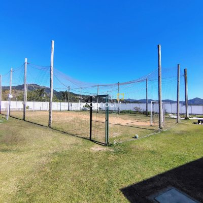 Apartamento com 52m², 2 quartos, 1 garagem, no bairro Vargem Pequena em Florianópolis