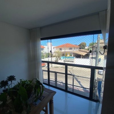 Apartamento com 55m², 2 quartos, 1 garagem, no bairro Campeche em Florianópolis