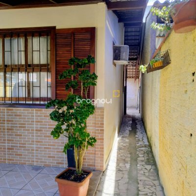 Casa com 109m², 2 quartos (sendo 1 suíte), no bairro Rio Vermelho em Florianópolis